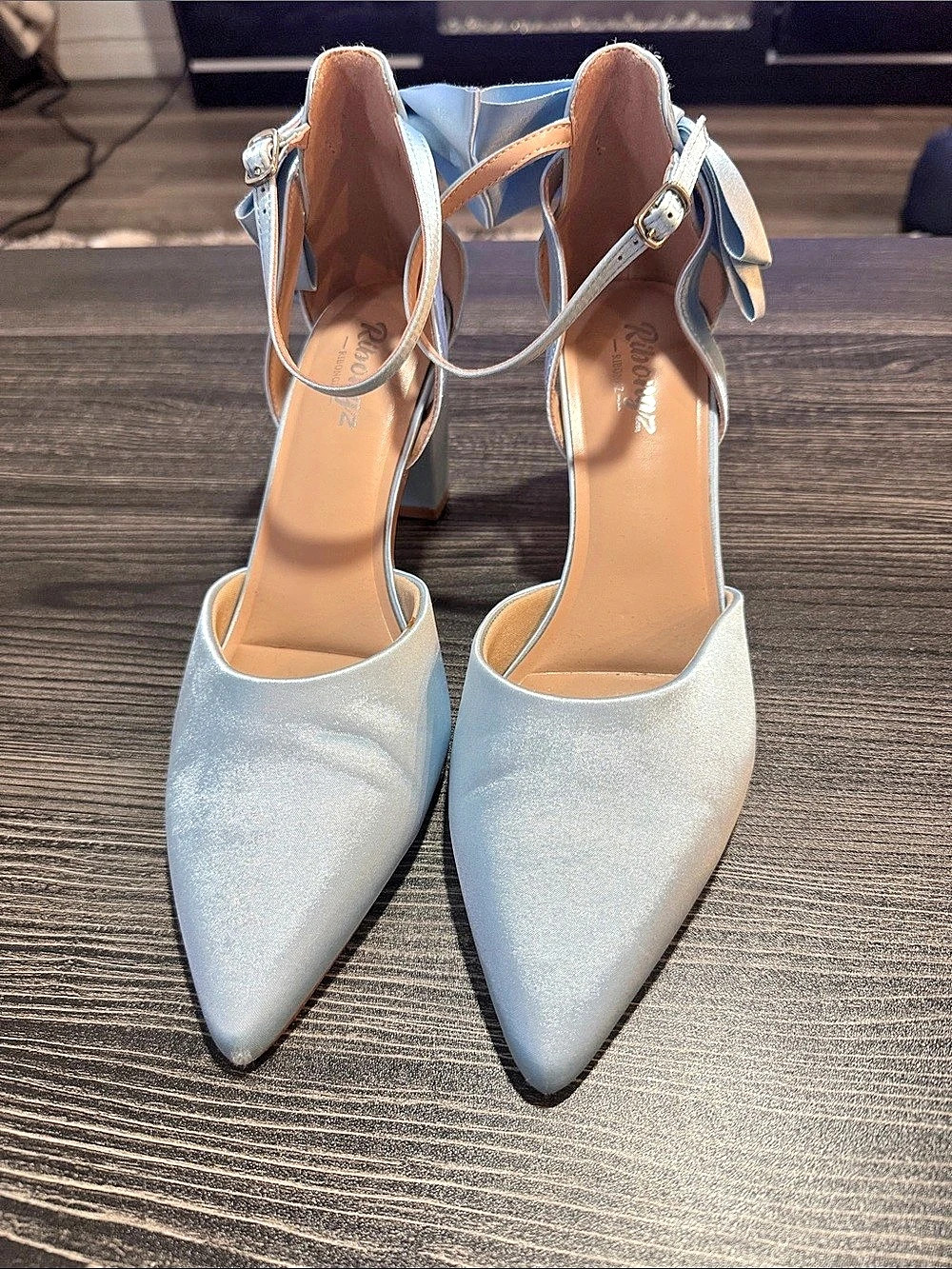 RIBONGZ Bow Ankle Strap Heels in Blue US 10